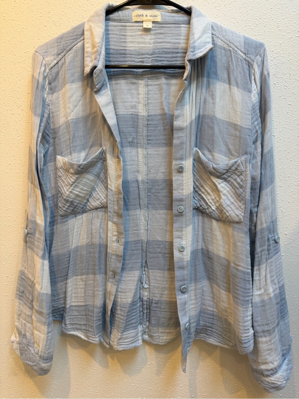 Cloth & Stone Plaid Button Down Size Small
